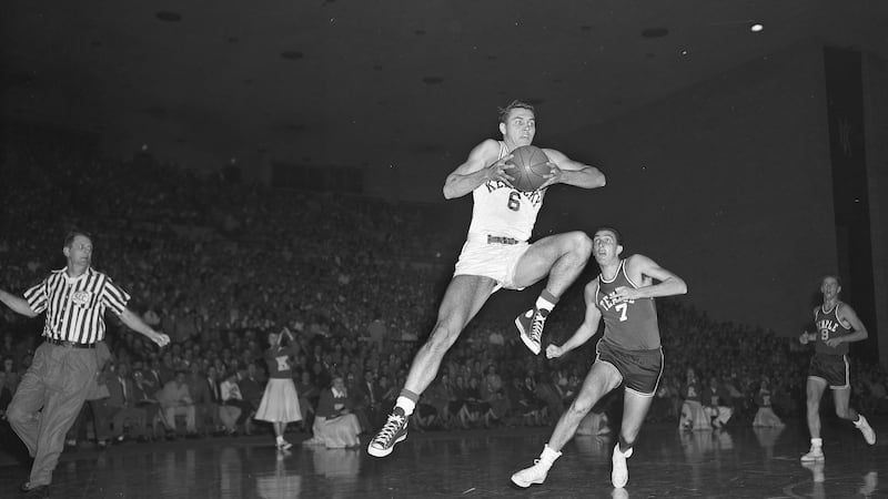 UK basketball great, former athletics director Cliff Hagan dies