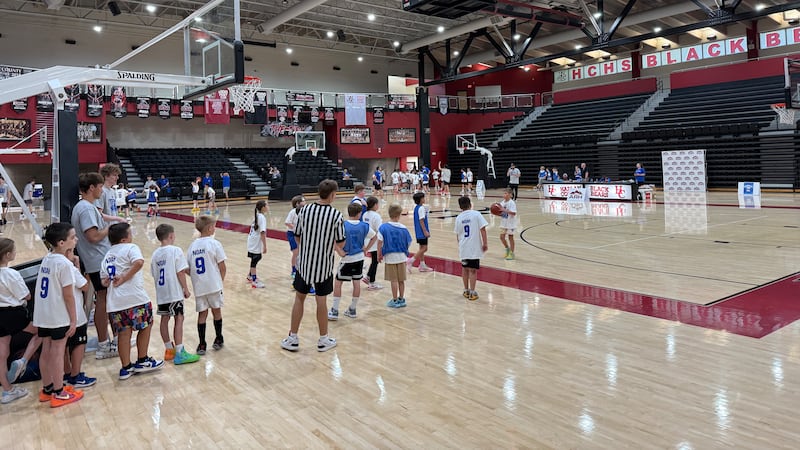 Campers playing basketball at the ARH Trent Noah Basketball ProCamp