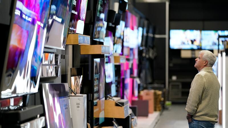 Shopping on New Year’s Day 2024? From Costco to Walmart, see what